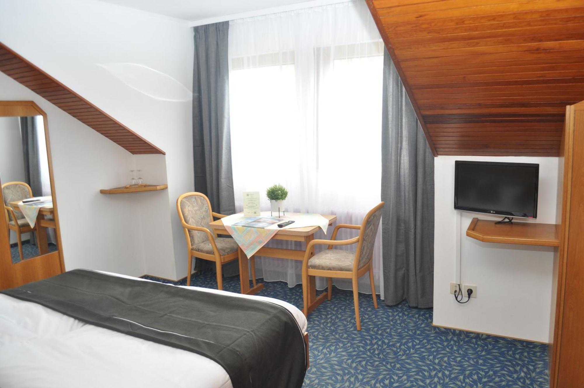Hotel Kuehns Muehle Oestrich-Winkel Dış mekan fotoğraf